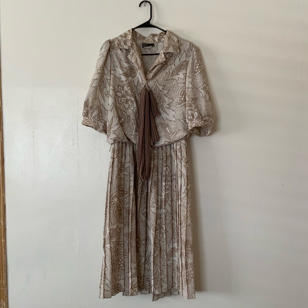 VINTAGE breli originals scarf front grandma dress